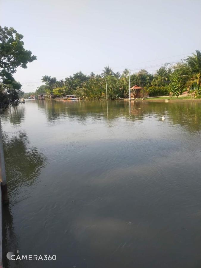 Resort Baan Mai Chai Khlong Amphawa Eksteriør bilde